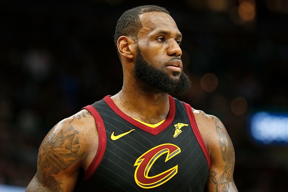 Cavs' LeBron James and his group being sued for stealing barbershop idea