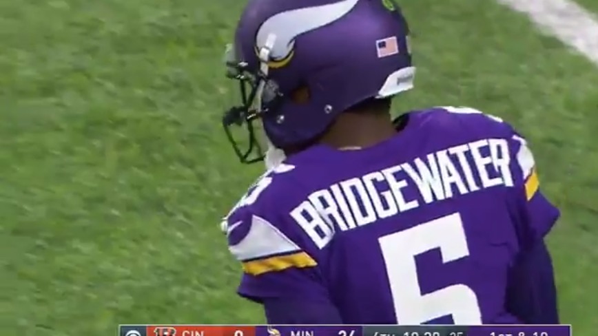 Teddy Bridgewater Enters Game For Vikings vs. Bengals ...