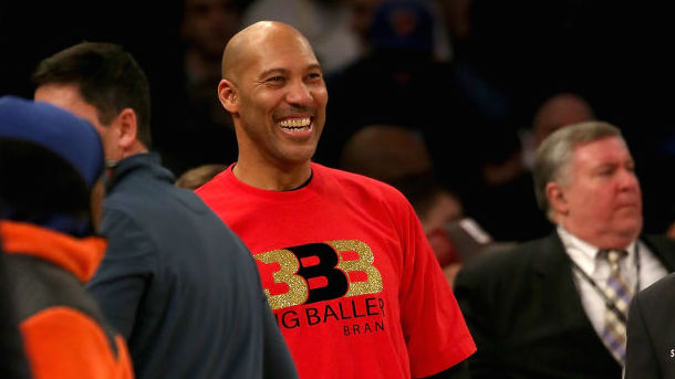 New Report Reveals LaVar Ball Is Still Calling Shots On Lonzo Ball's Career