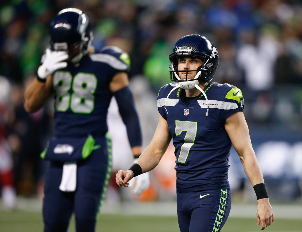 Blair Walsh Is Shanking Field Goals Left & Right At Falcons Practice ...