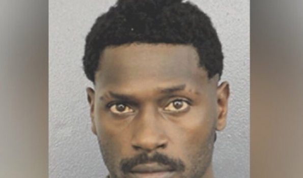 BREAKING: Police Release Antonio Brown's Mugshot After He Turned ...