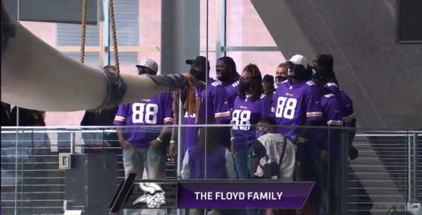 Vikings Welcome Members of George Floyd's Family To Game ...