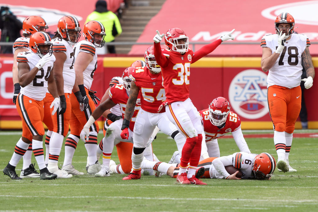 CBS audiences for Chiefs-Browns playoff game in New York area greeted by  blank screens