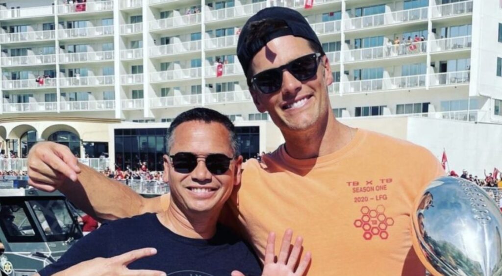 Tom Brady poses with Alex Guerrero