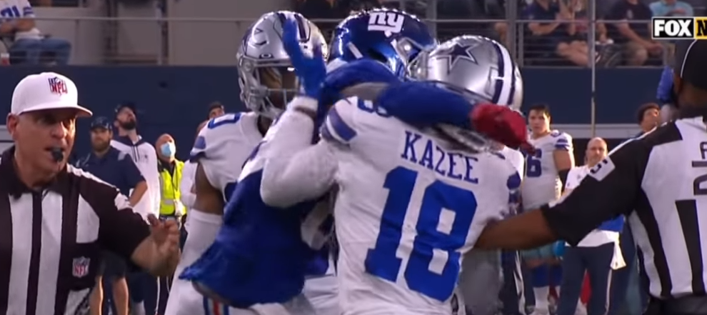 Giants' Kadarius Toney apologizes for punching Cowboys player