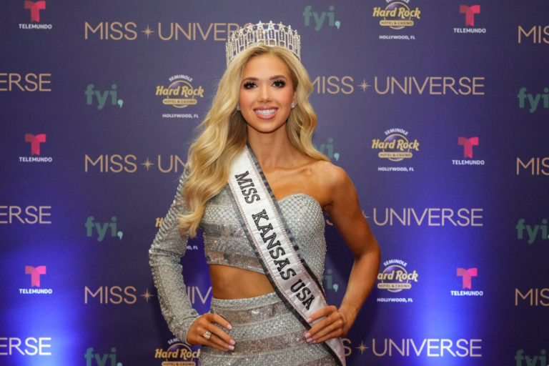 Chiefs Heiress Gracie Hunt Drops Footage Of Her Working The Bikini Session Of The Miss Usa