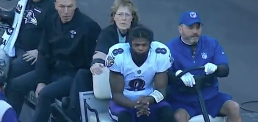 Lamar Jackson Gets Carted To The Locker Room After Scary Lower Leg ...