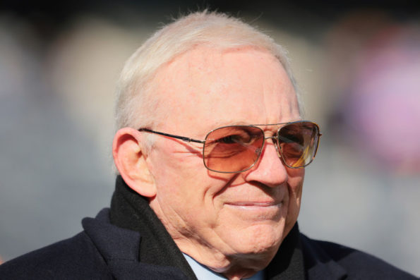 former-cowboys-player-claims-jerry-jones-is-waiting-on-blockbuster-move