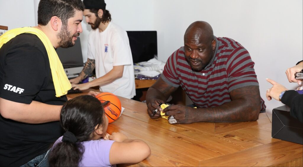 What Size Shoe Does Shaquille O'Neal Wear?