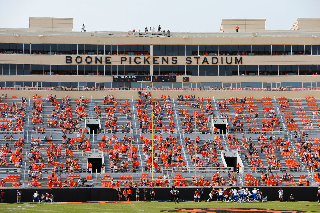 College Football World Reacts To Strength Coach Racking In Historical ...