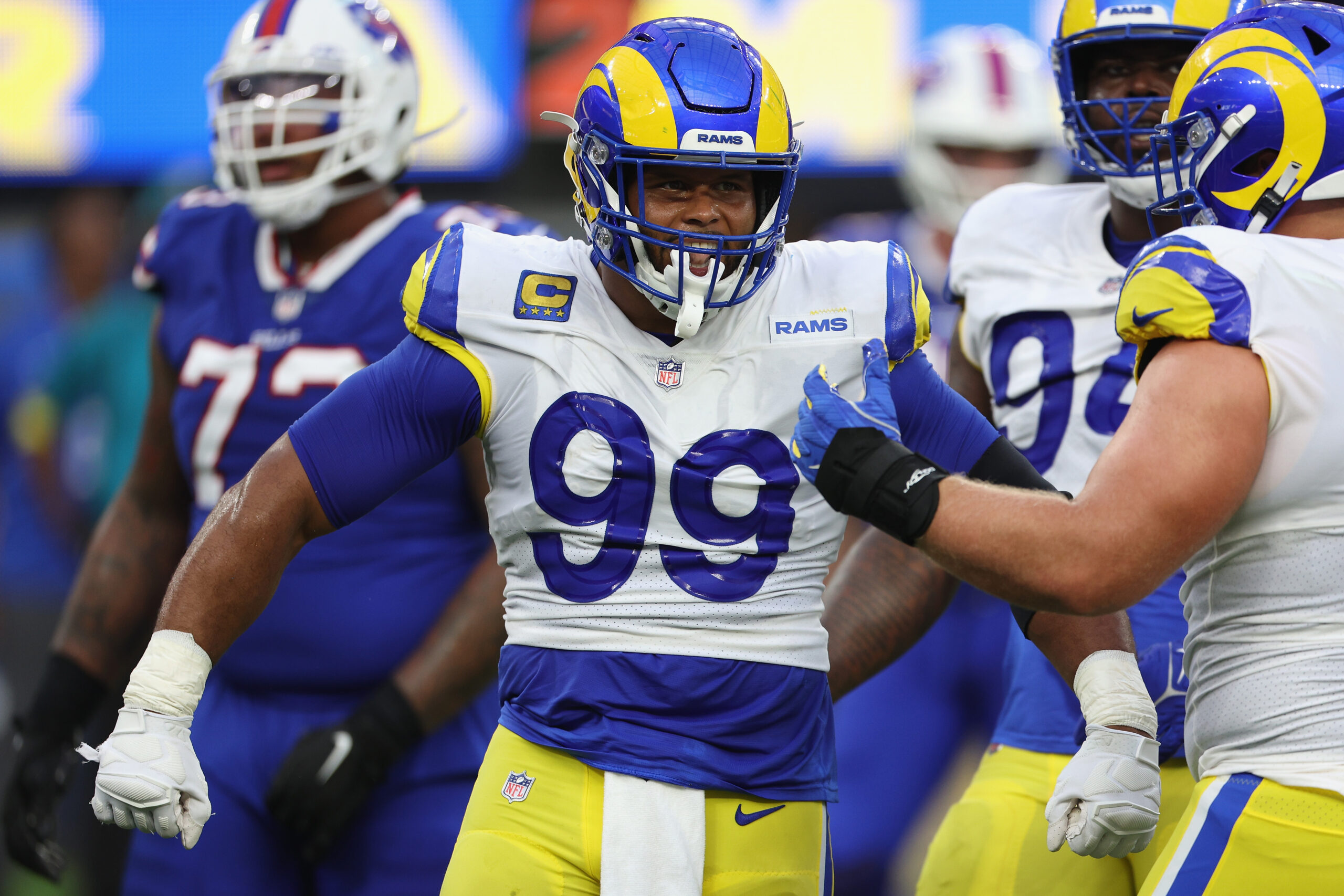 NFL: Aaron Donald reacts to retirement talk, LA Rams exodus in