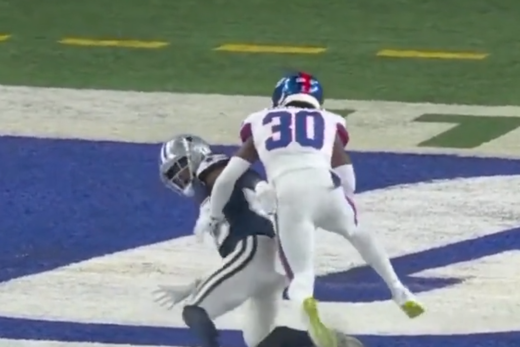 Giants likely get away with pass interference in key stop