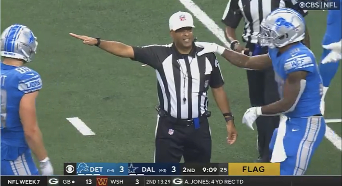 Ref Hit In Head With Football During Cowboys-Lions Game