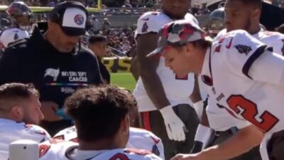 Tom Brady yelling at his teammates on sideline