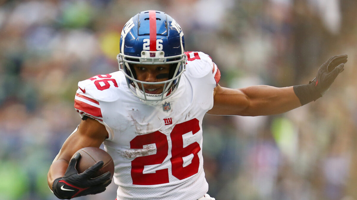 Masters 2019: Tiger Woods' caddie wears Saquon Barkley jersey for Sunday  round 