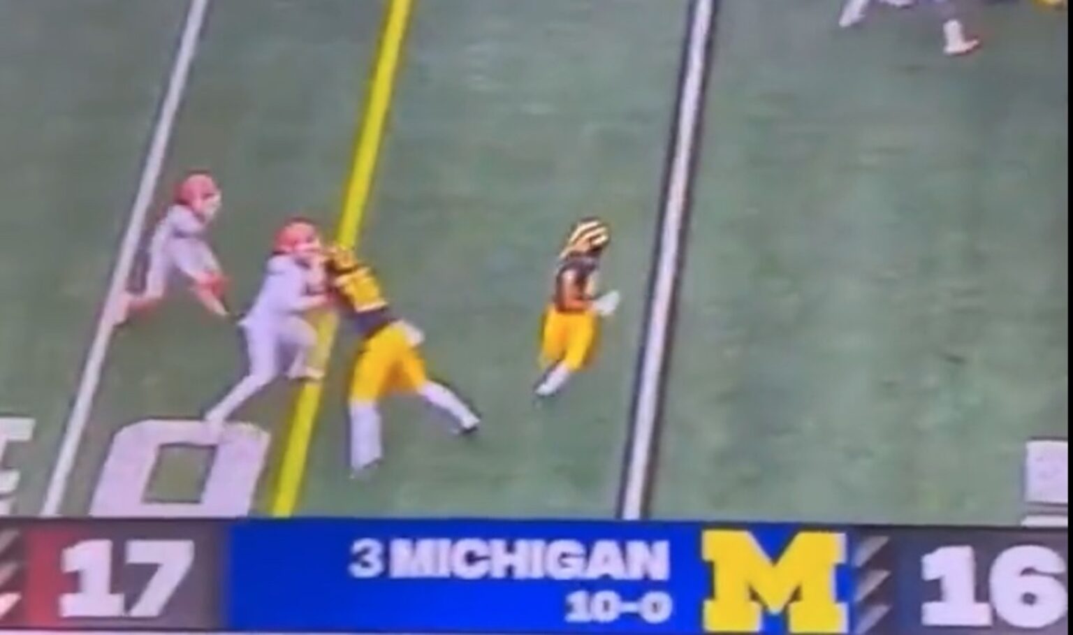 Video Evidence Suggests Michigan-Illinois Fix By Refs