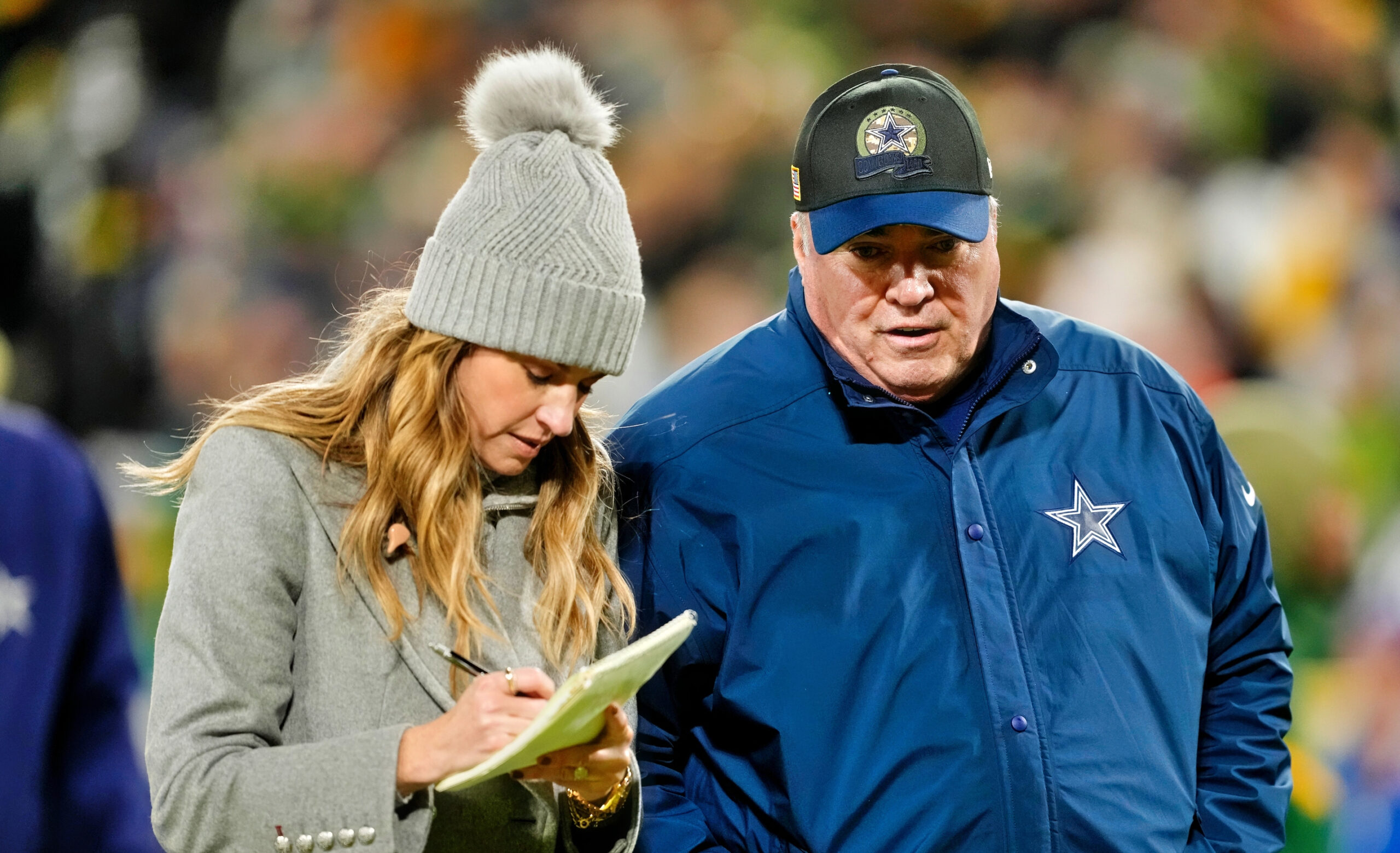 Erin Andrews Apologizes For What Happened During Packers-Cowboys