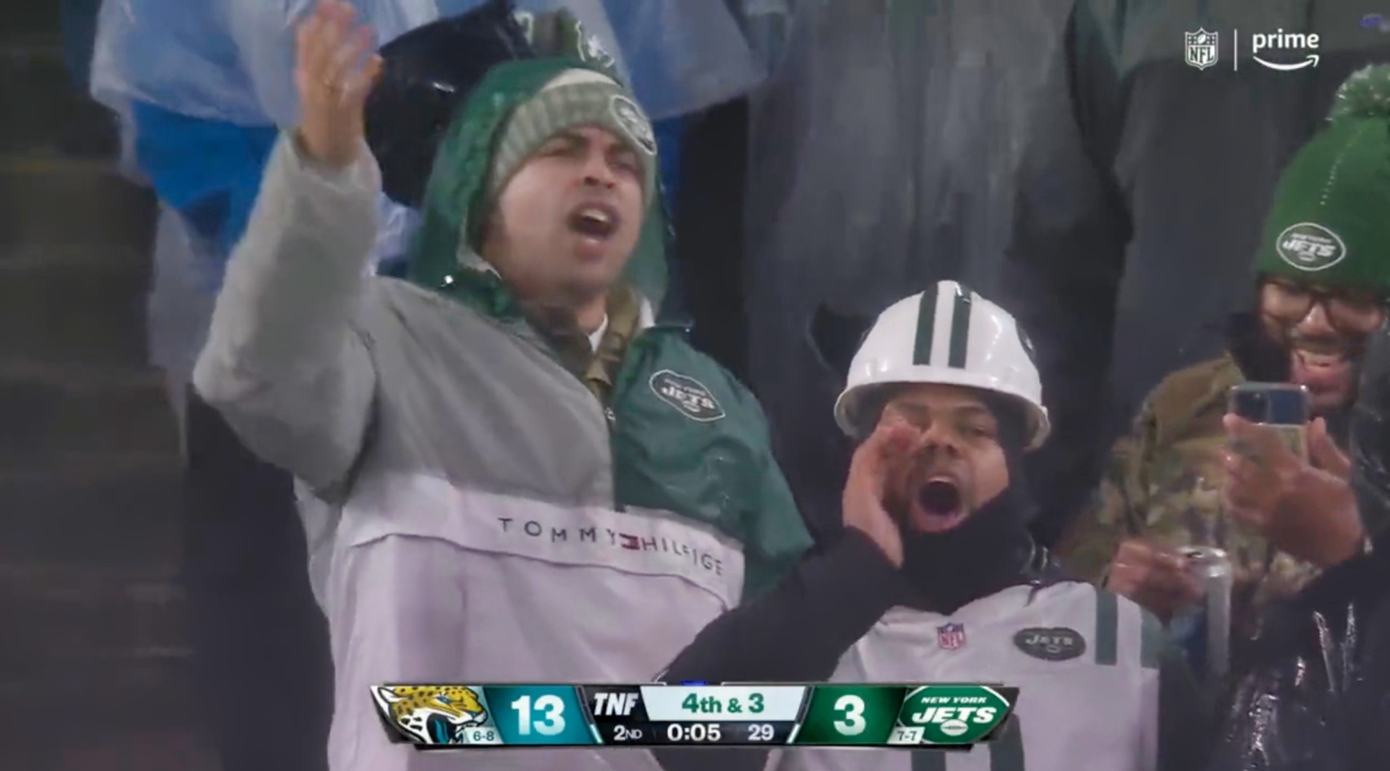 NY Jets Fans Rain Boos Down on Zach Wilson After Poor First Half