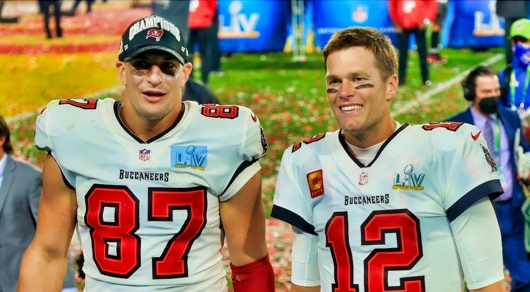 ROB GRONKOWSKI TO REUNITE WITH TOM BRADY IN VEGAS?