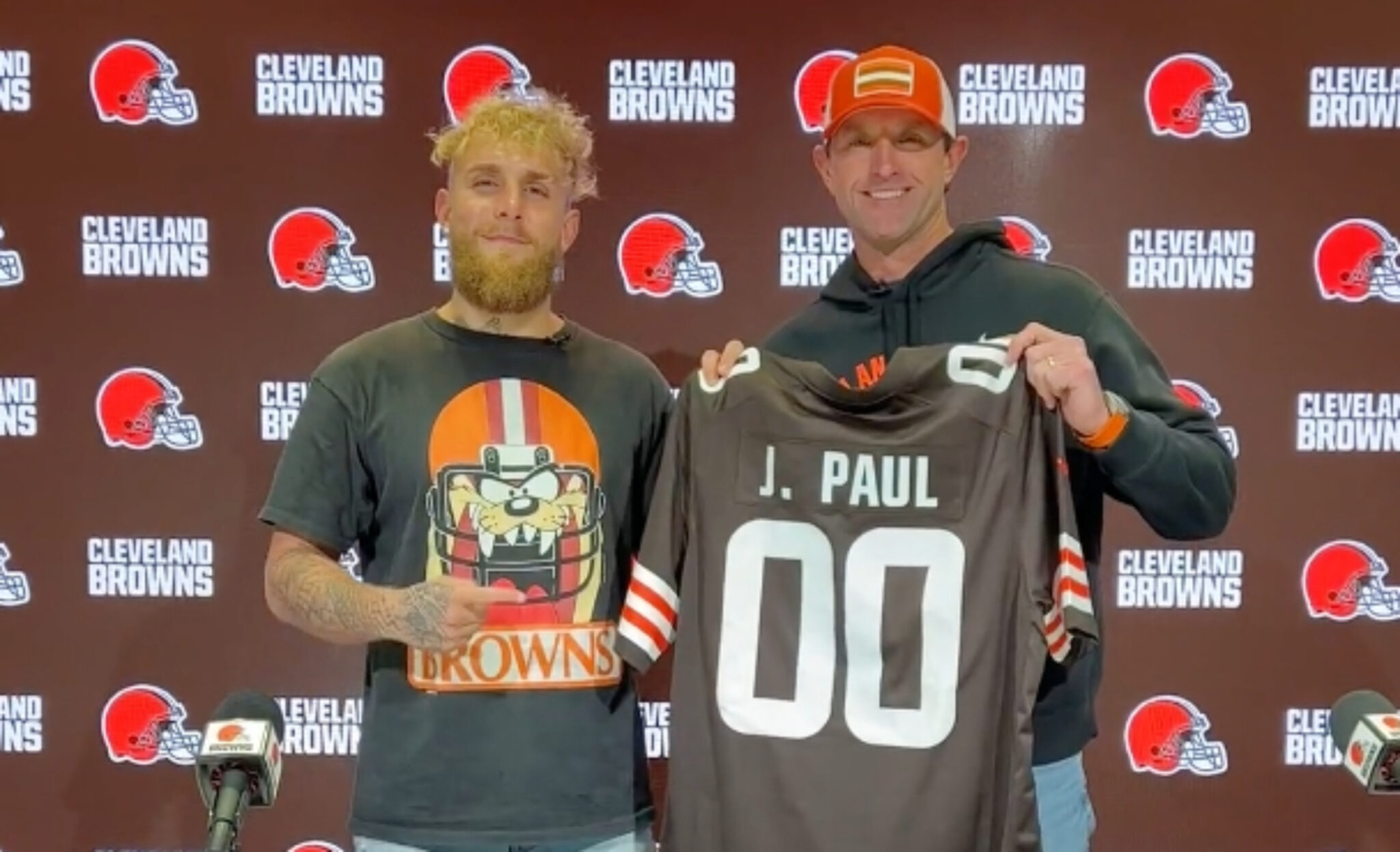 BREAKING: Jake Paul Says He's Signed With Cleveland Browns