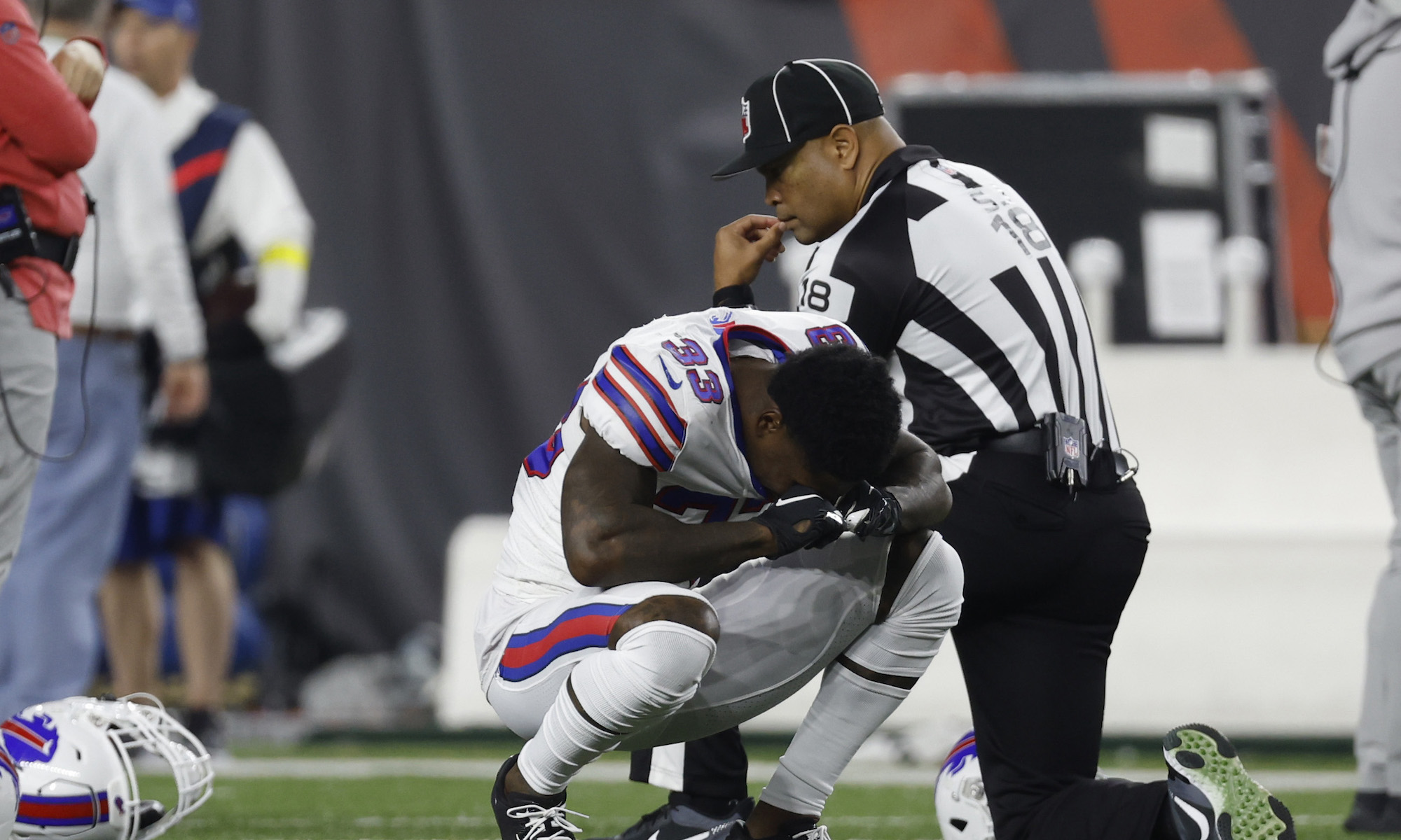 NFL releases statement on Bills vs. Bengals game following Damar Hamlin  injury - The Phinsider