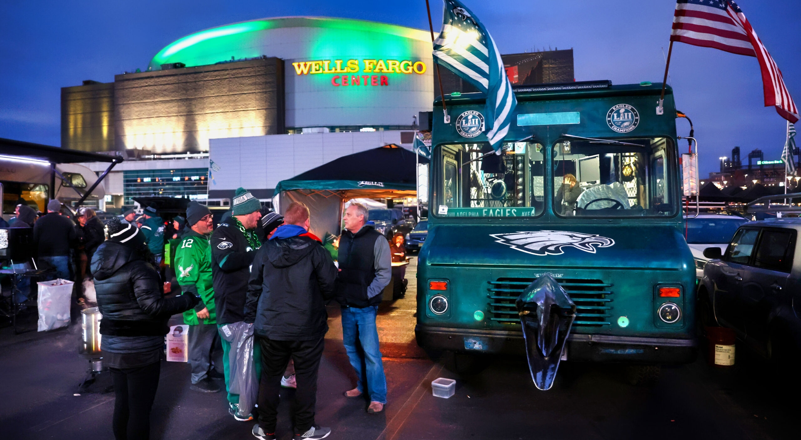 Eagles fans find parking loophole to tailgate for 12 hours