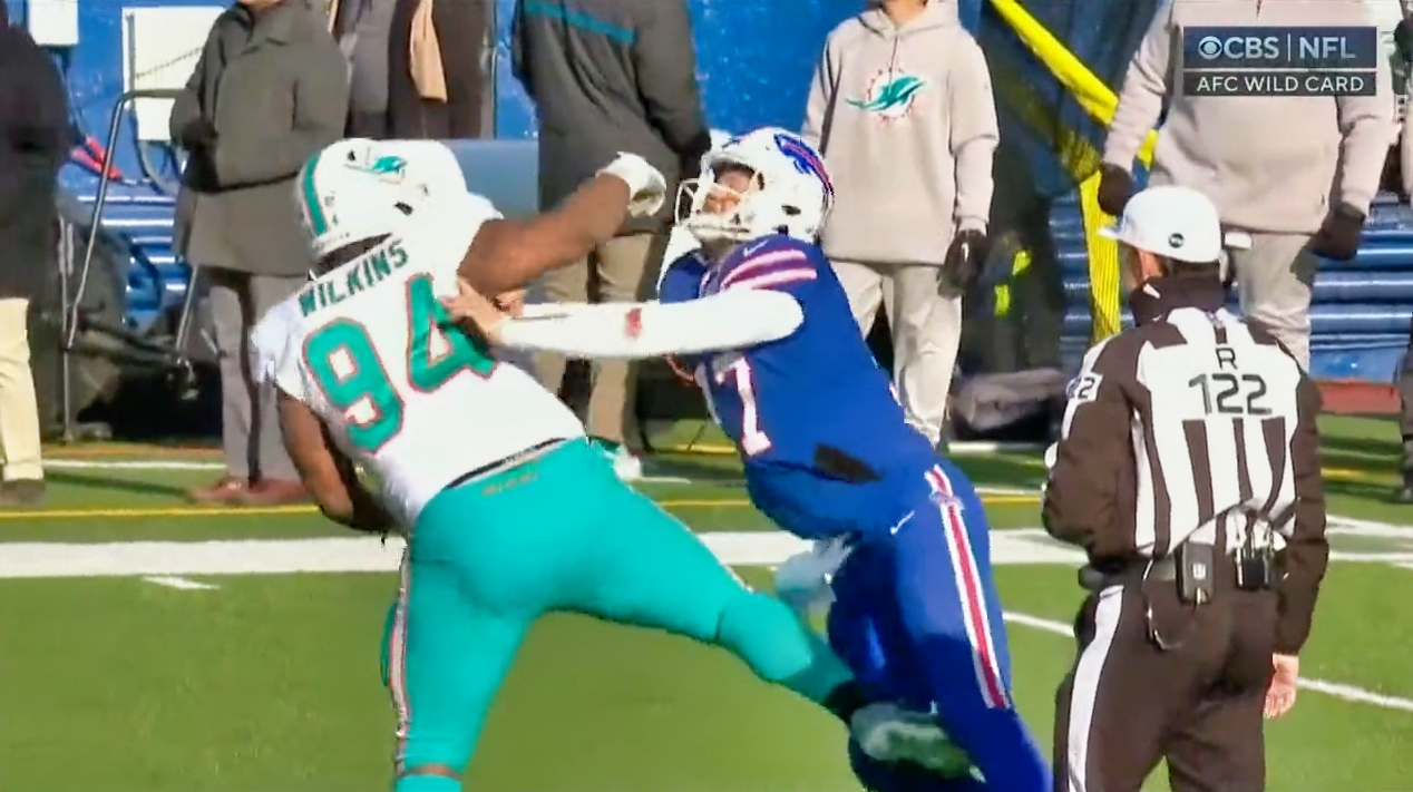 Bills-Dolphins Brawl Ensues After Josh Allen & Christian Wilkins