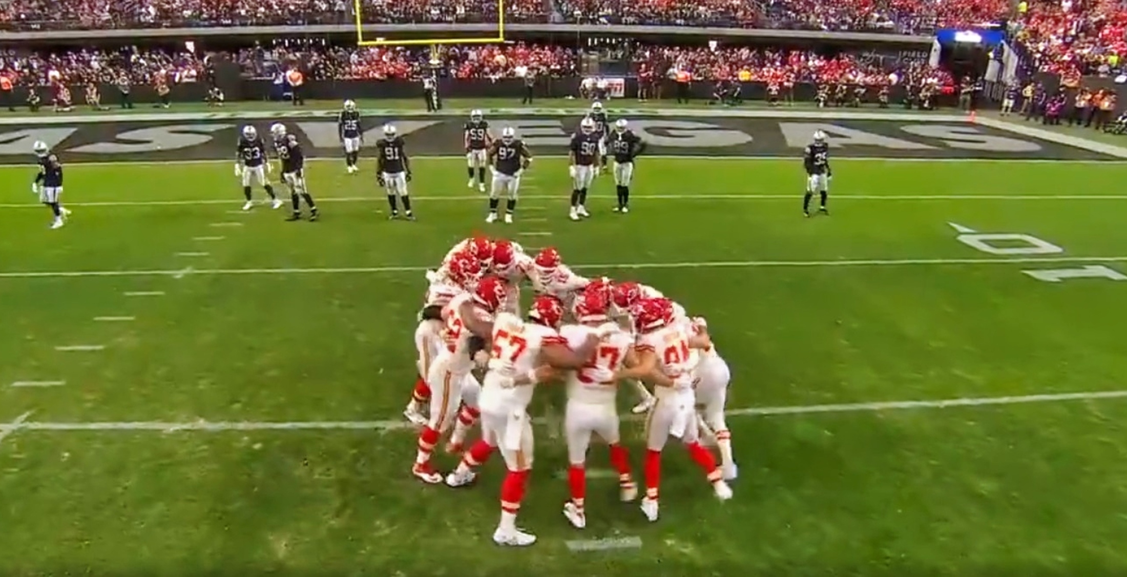 Chiefs hit 'Ring Around the Rosie' dance in amusing play vs. Raiders – NBC  Sports Chicago