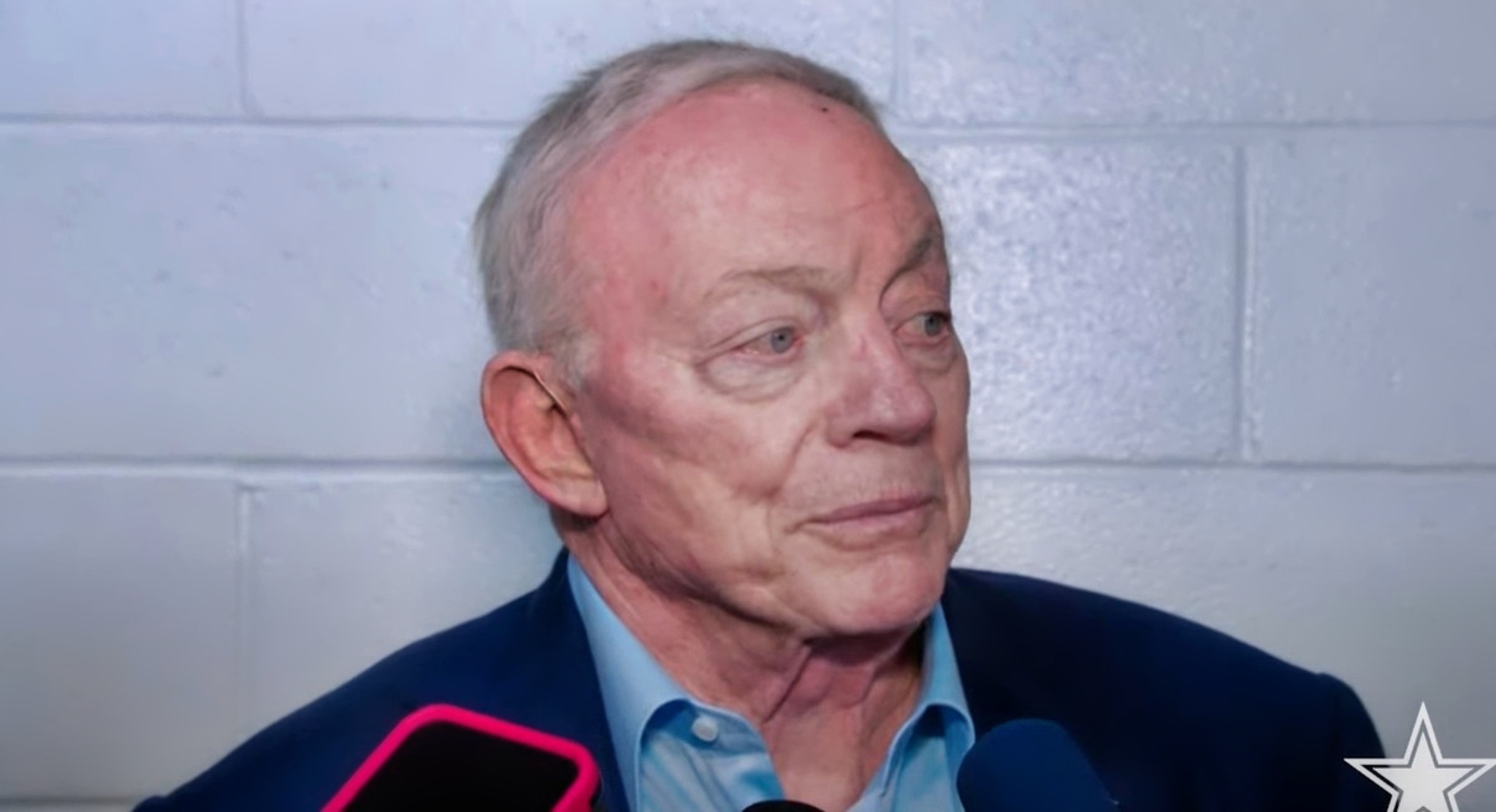 NFL Fans Went Crazy Over Jerry Jones 'Suck On That' Quote