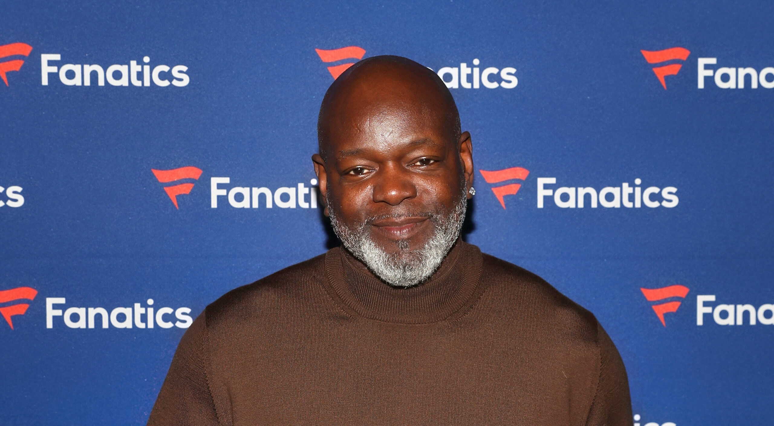 Cowboys legend Emmitt Smith loses his father and NFL world