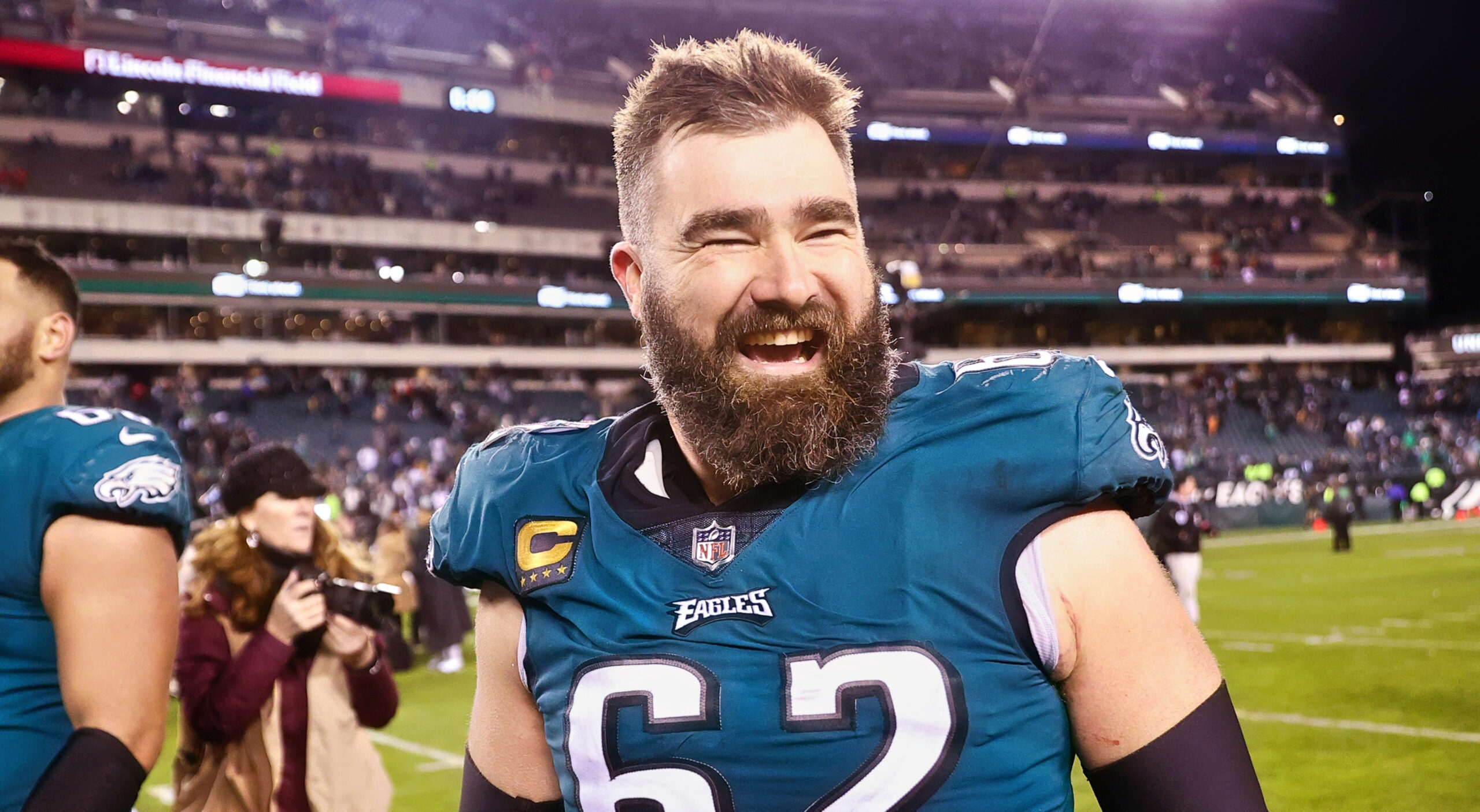 Jason Kelce's Pregnant Wife Bringing OBGYN To Super Bowl - Motherly