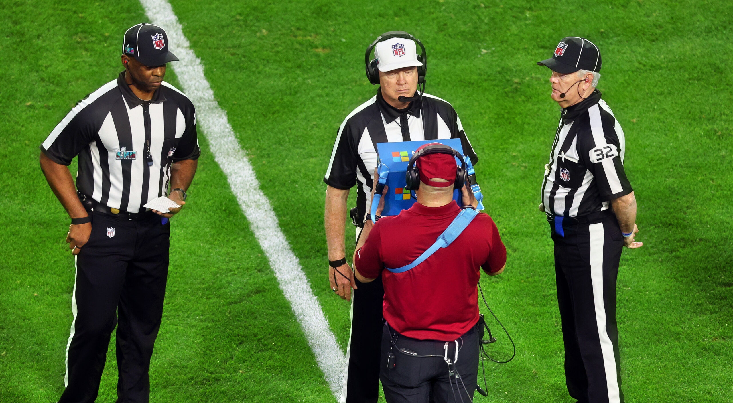 Referee Carl Cheffers on for New Orleans Saints vs Philadelphia Eagles