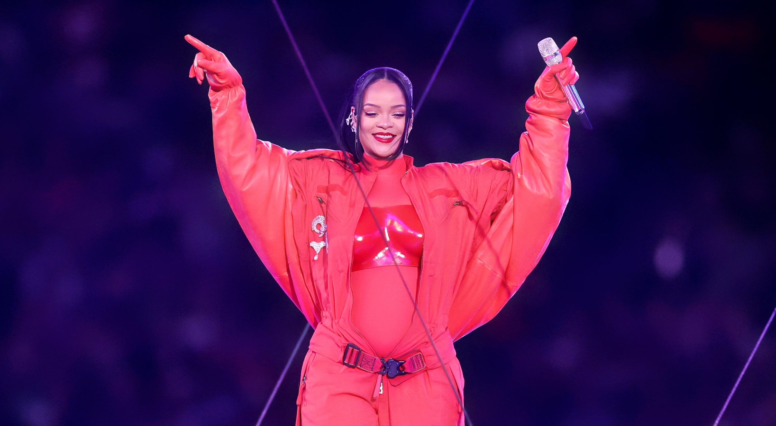 rihanna: Super Bowl 2023: Rihanna will not get paid for her halftime  performance; Here's why - The Economic Times