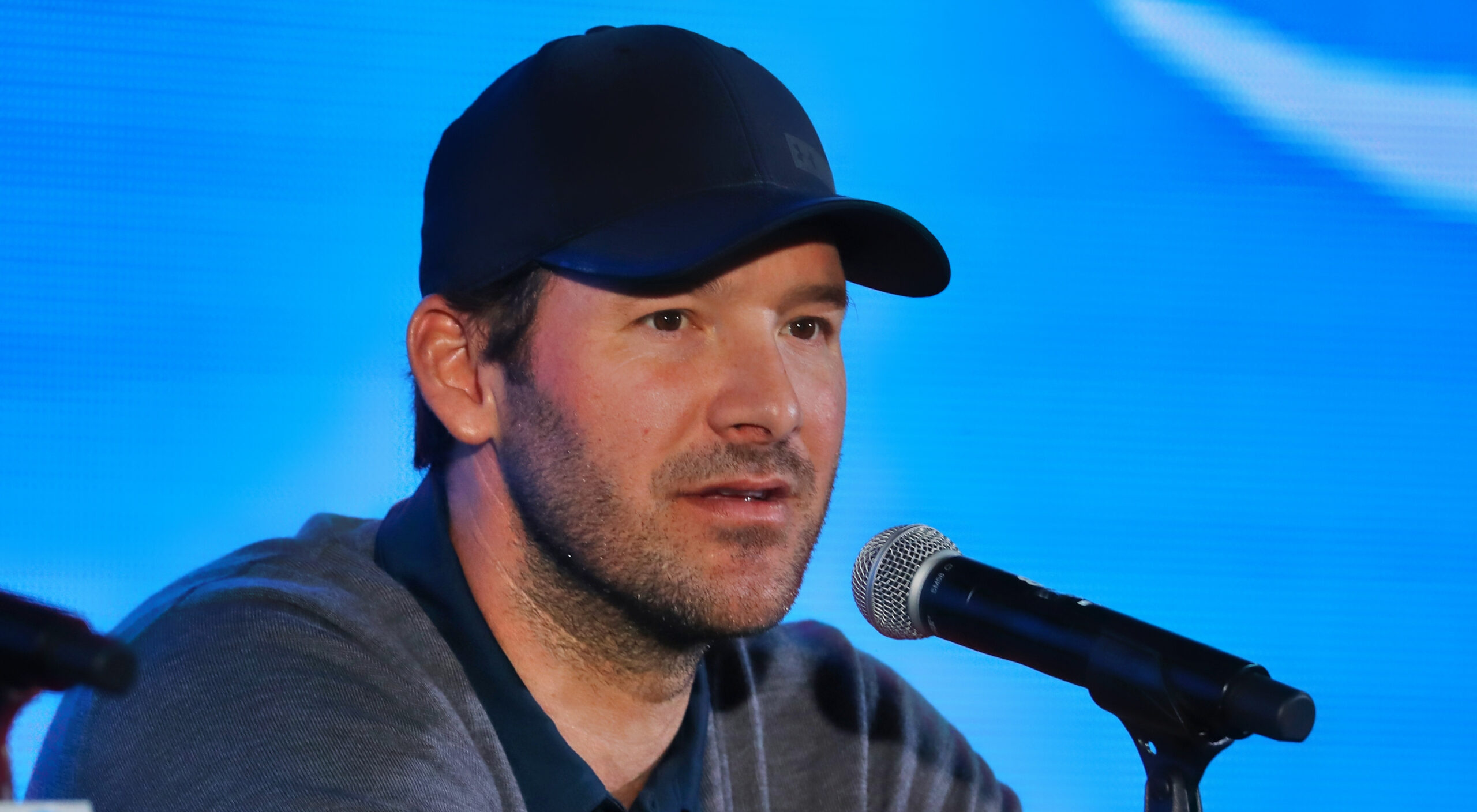 'Magic on the Mike.' People Think Tony Romo Might Be Super Bowl 2019's Real  MVP