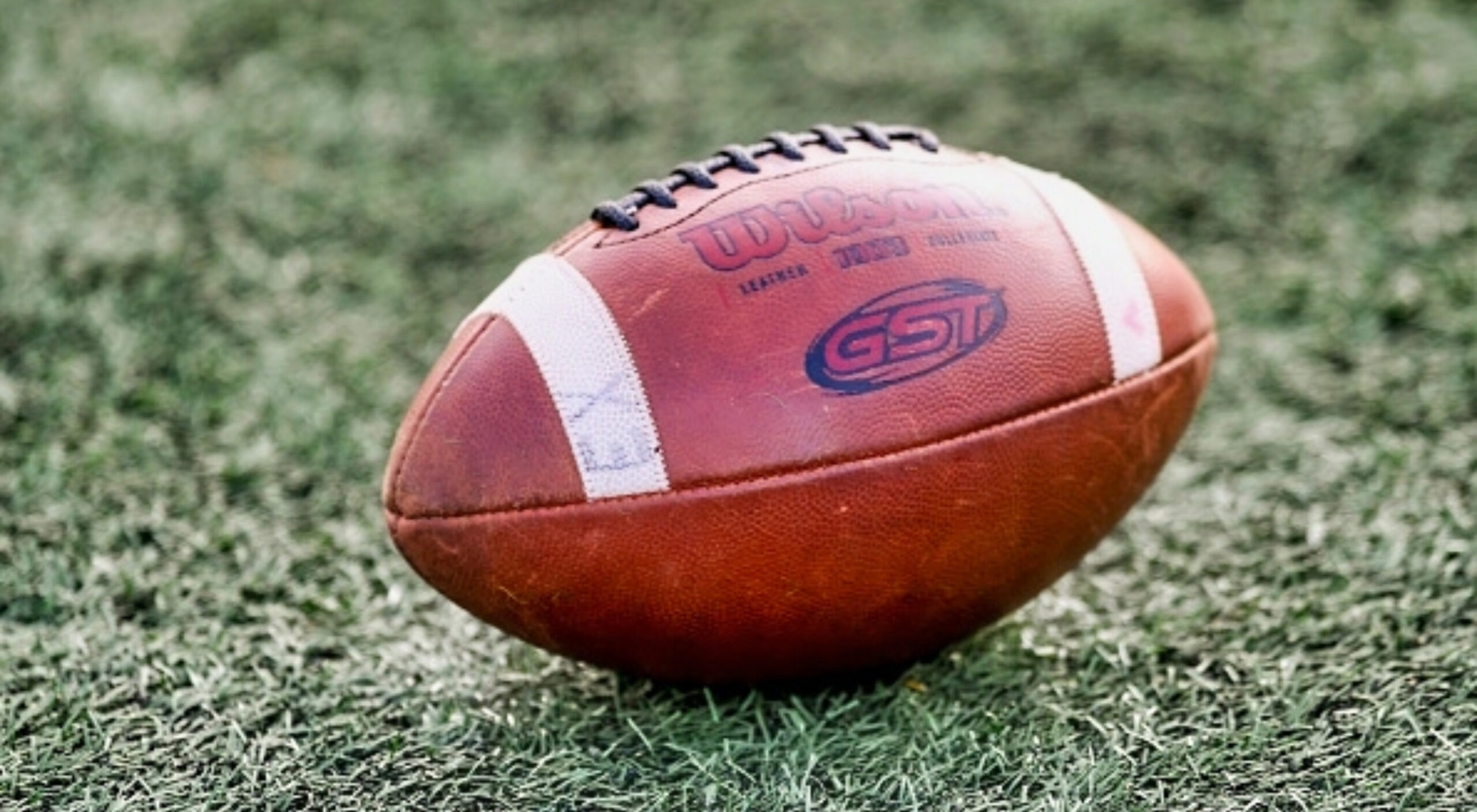 12-Year-Old Collapses & Dies During No-Contact Football Practice