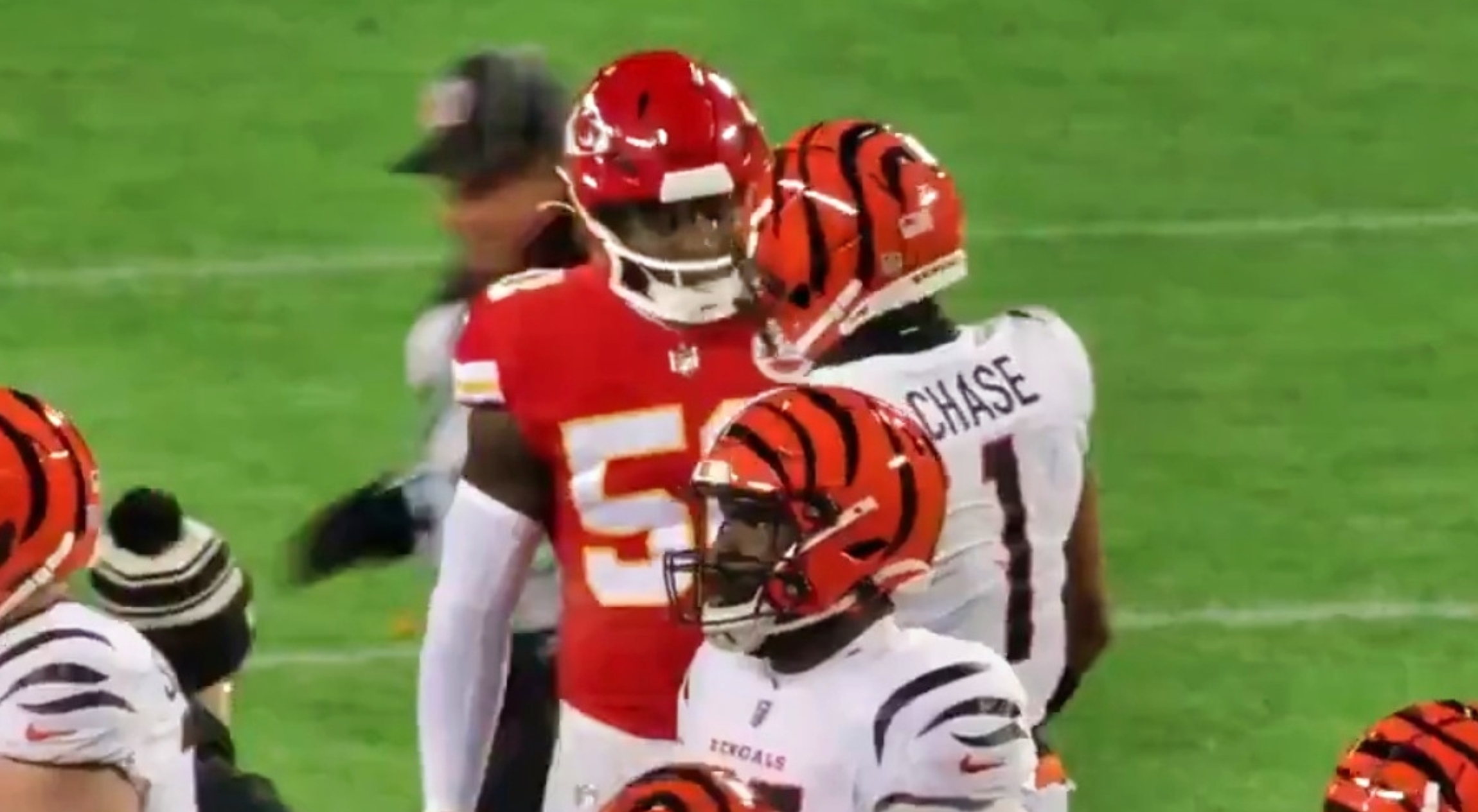 Ja'Marr Chase turns down Willie Gay's AFC Championship jersey request