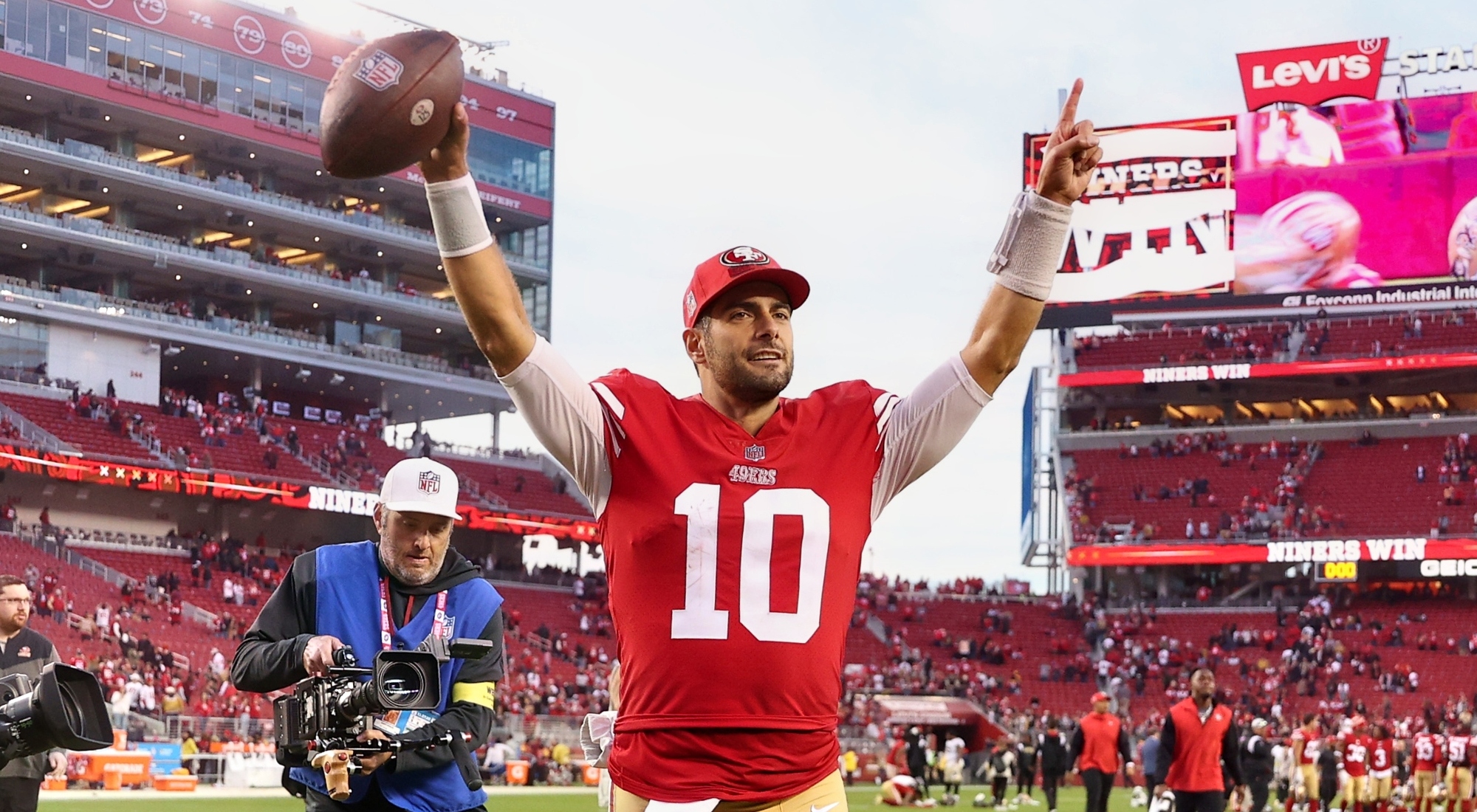 Three NFL Teams Could Show Interest In Jimmy Garoppolo