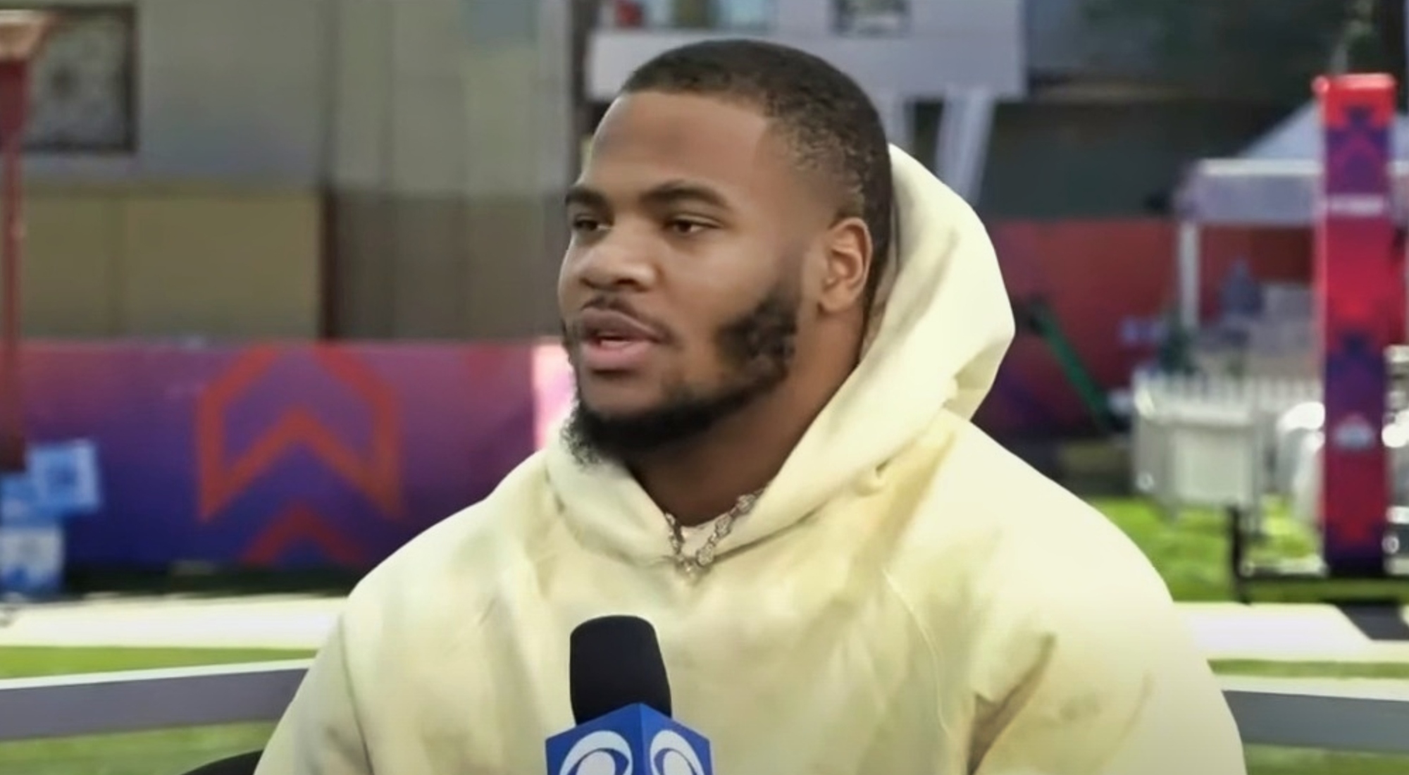 Cowboys' Micah Parsons teases jersey-number change, upsets NFL fans