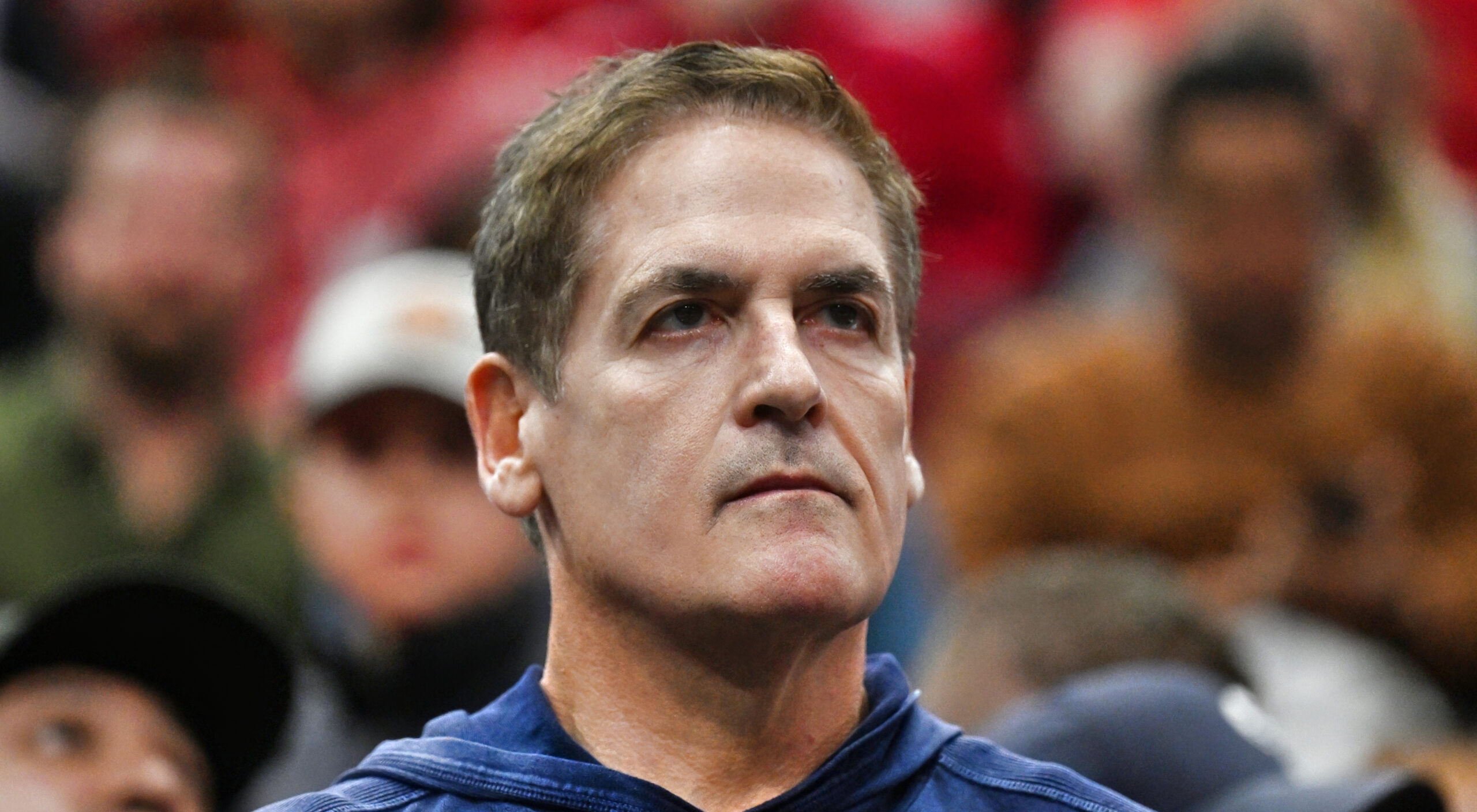 Mark Cuban tries to get NBA fans to narc on themselves