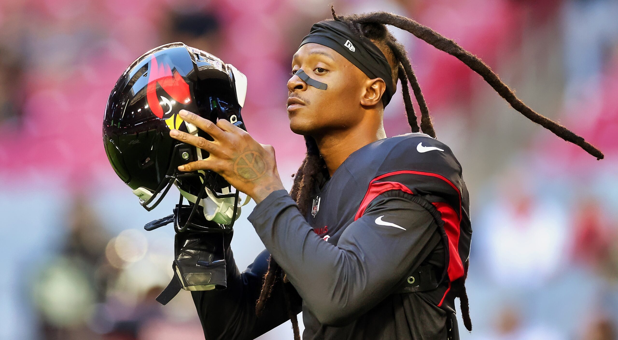 Two Teams 'Lurking' With Patriots, Titans in DeAndre Hopkins Pursuit, Says  Insider, Sports-illustrated