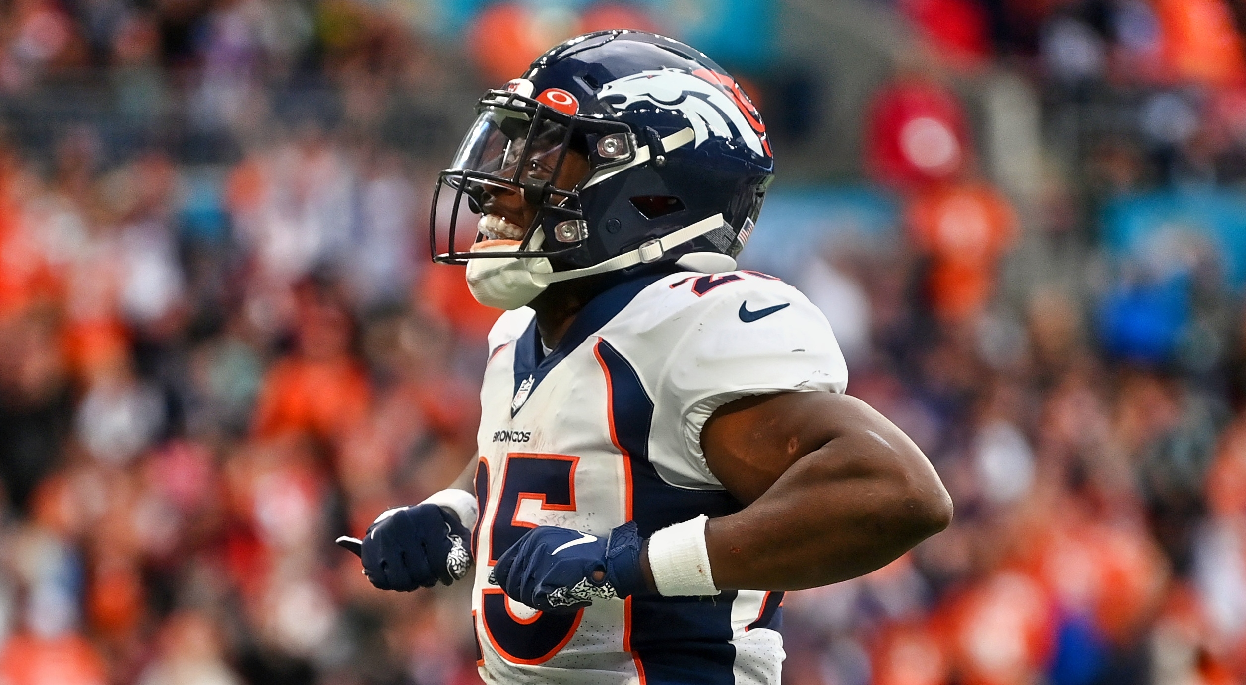 Should you start Broncos RB Melvin Gordon vs. the Houston Texans?