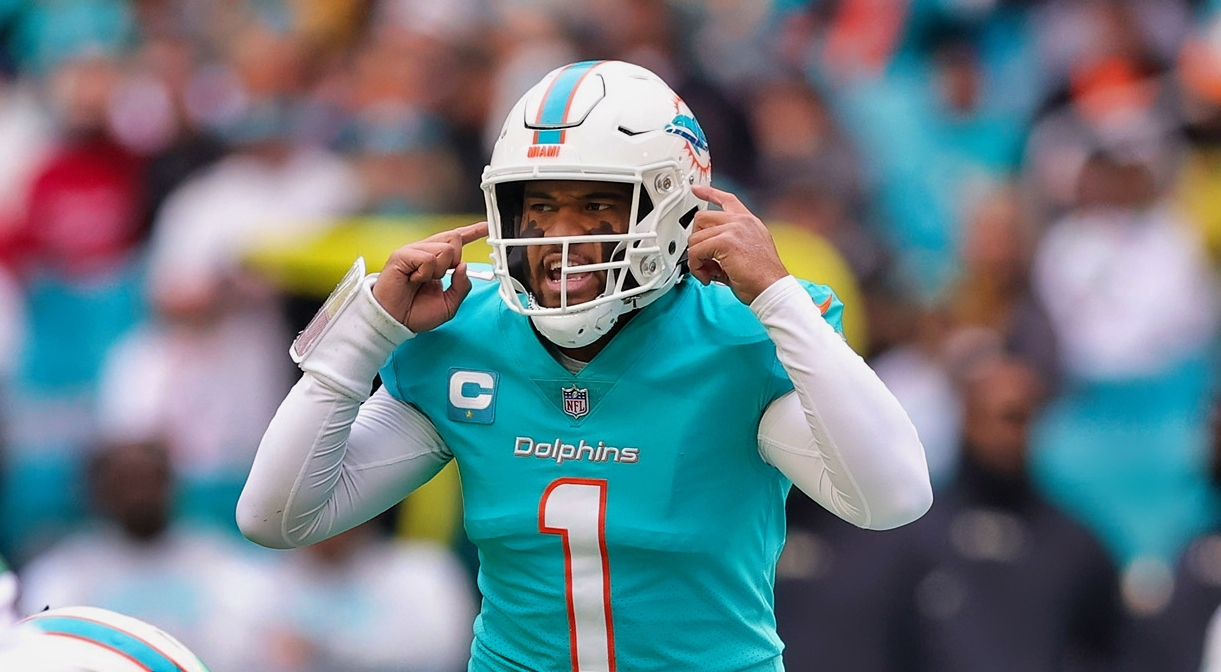 Dolphins Miami Vice Alternate Would you want to see the Phins rock these  once a year? NFL Alternate Helmets, Part 9 #Tua #Miami…