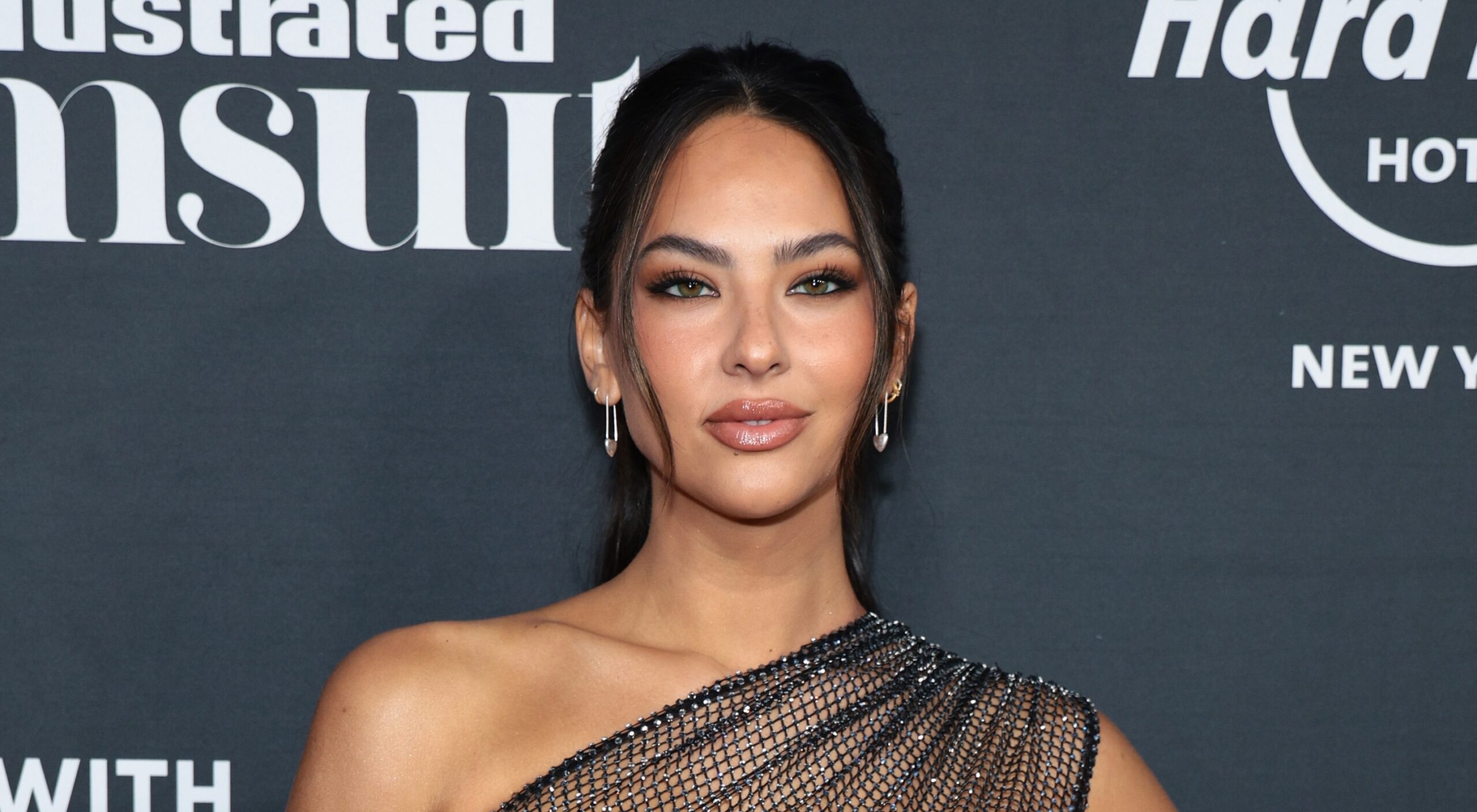 Christen Harper Burning Down IG With Bikini Post On Italy Vacation