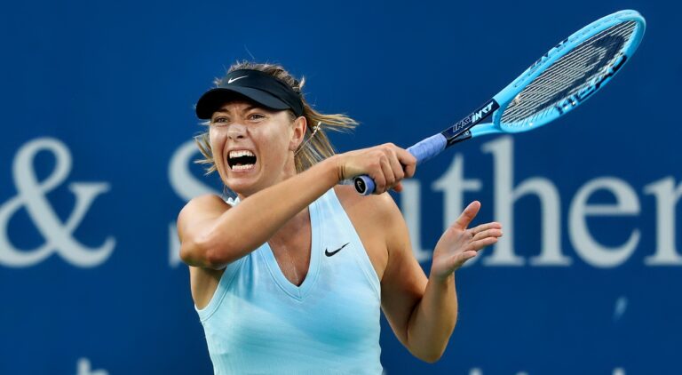 Maria Sharapova playing tennis