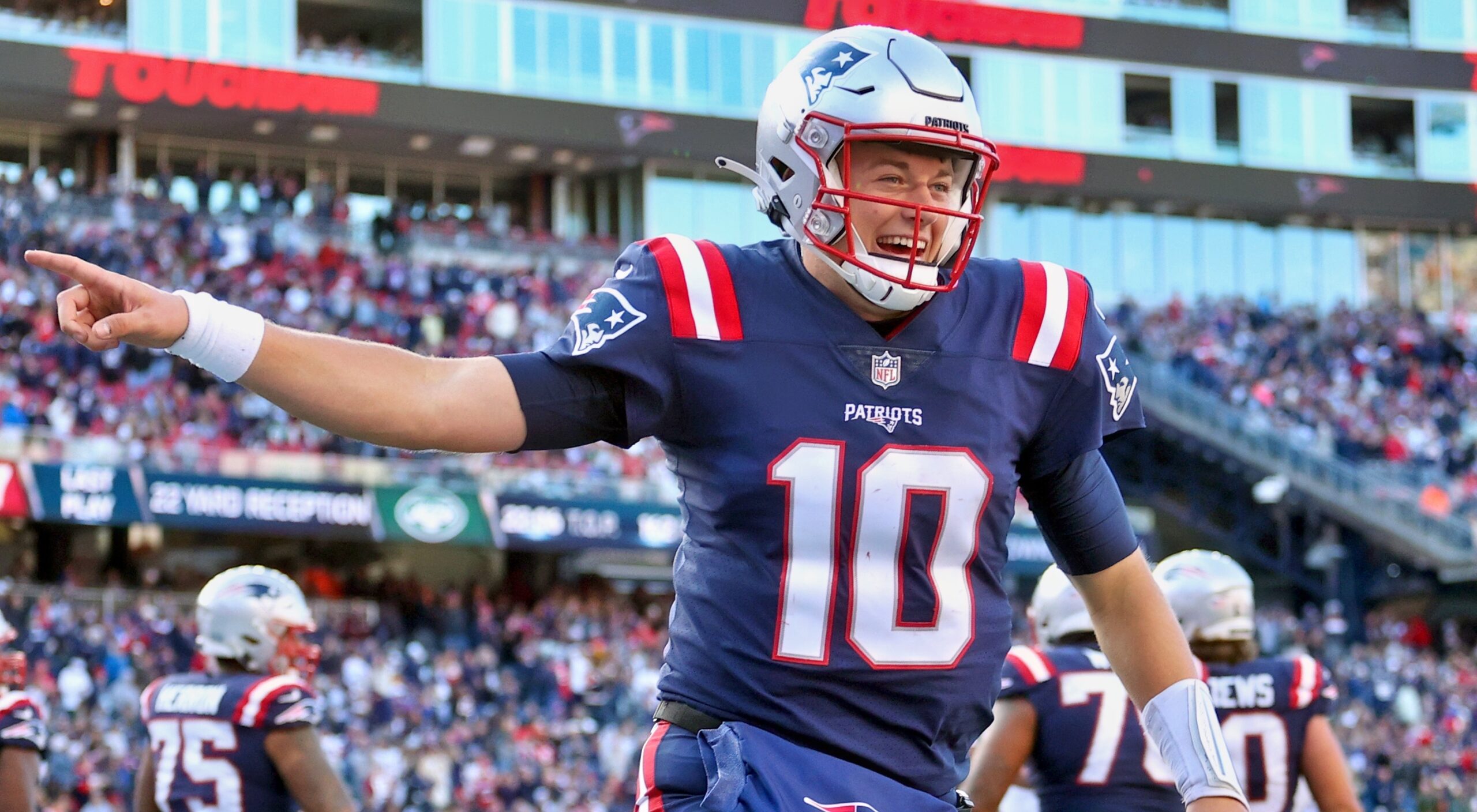 Patriots QB Mac Jones is a 'disrespectful' trash talker, according