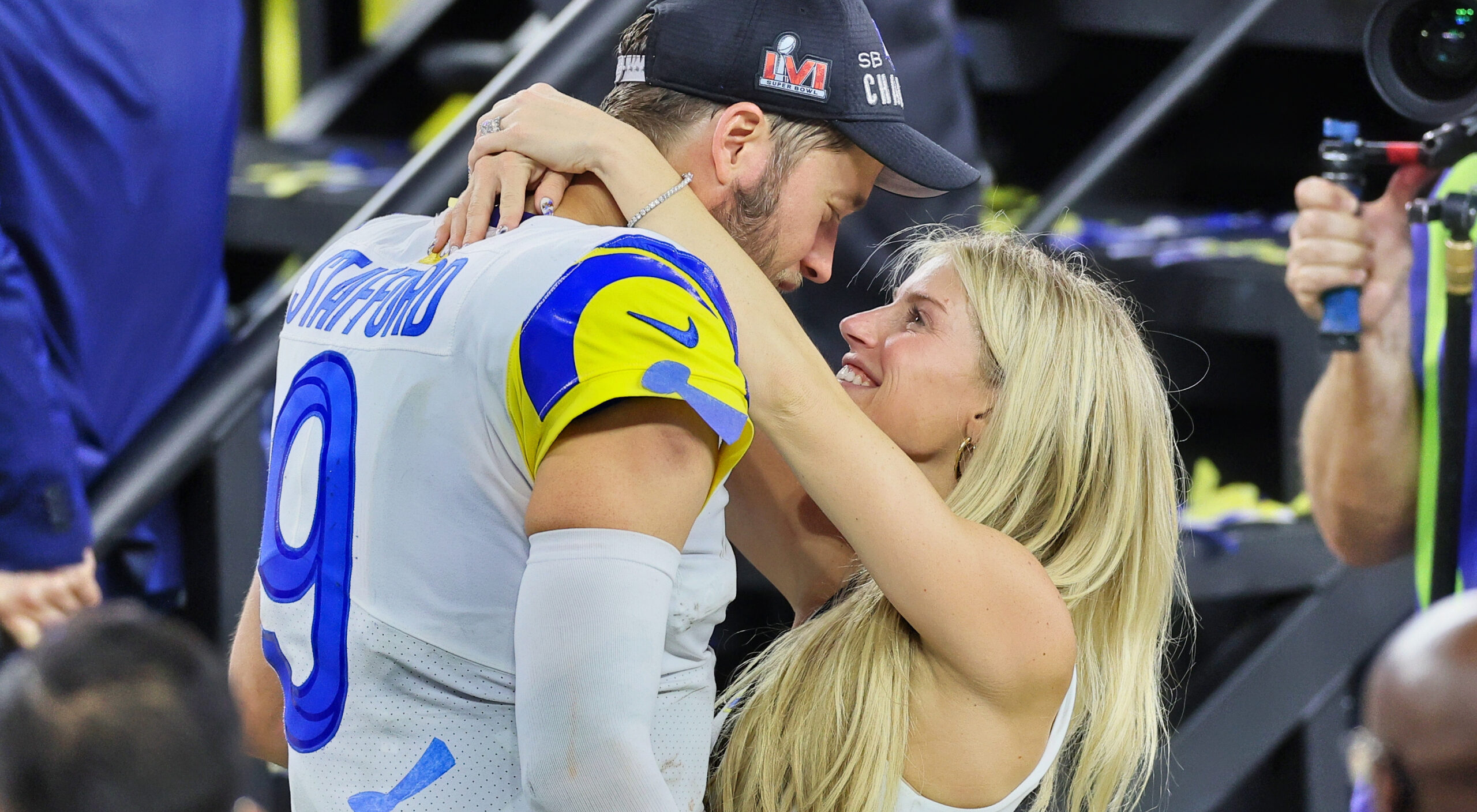 Matthew Stafford's Wife, Kelly, Is Fighting With Lions Fans Again