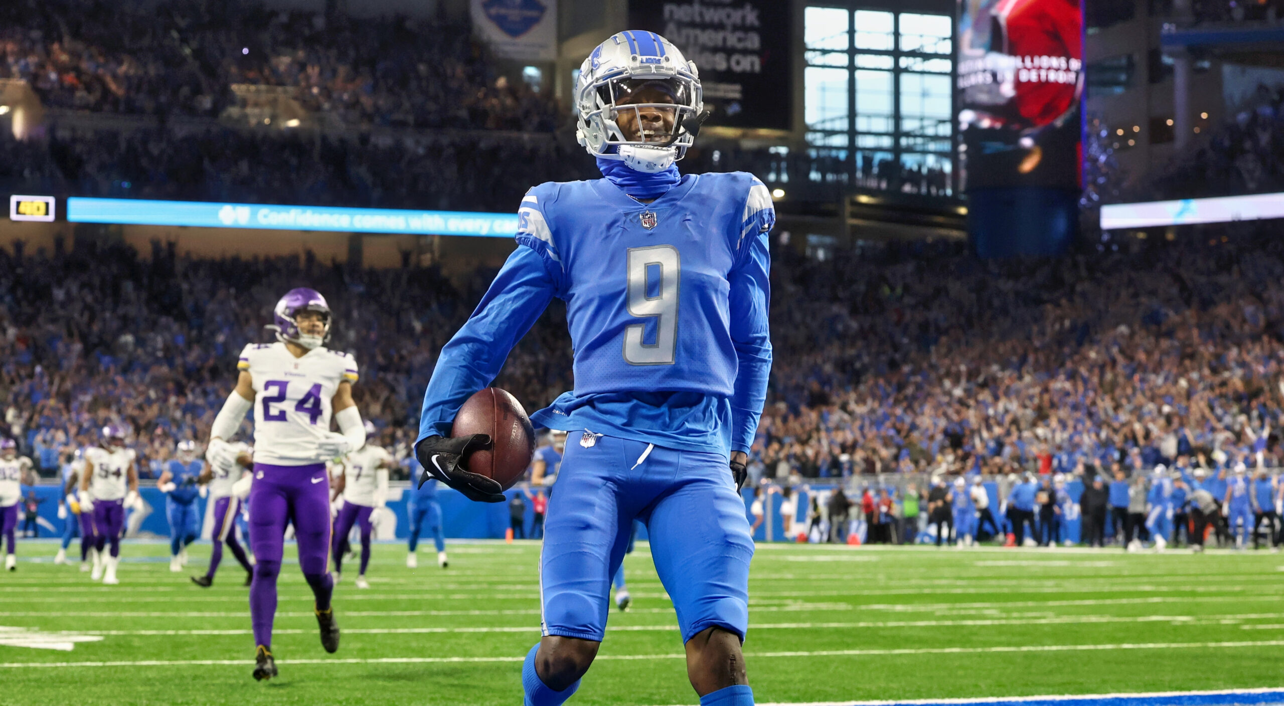 Jameson Williams throws punch at teammate during Detroit Lions training camp