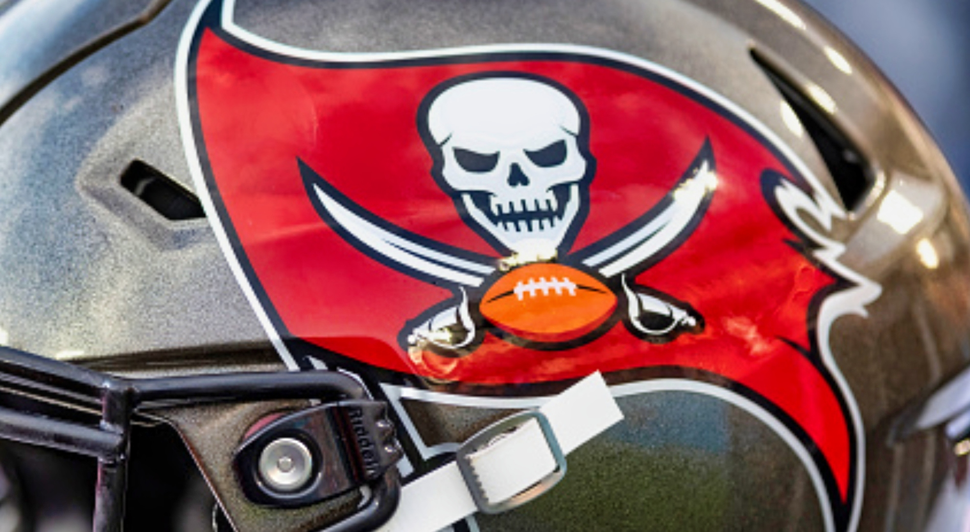 Buccaneers Revealed New Iteration of Iconic Throwback Uniform