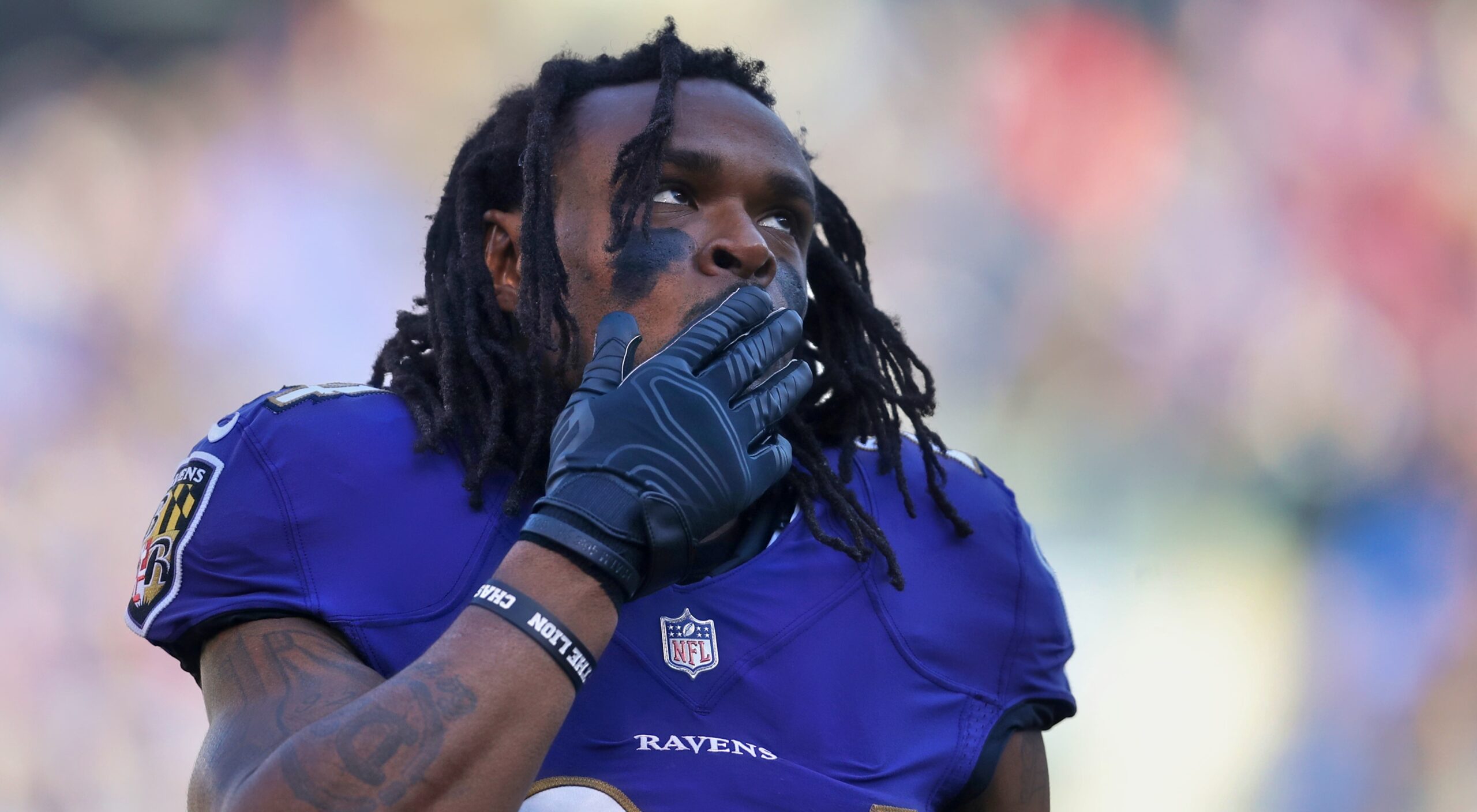 NFL: Alex Collins' Last Activity On Social Media Showed Interest In Las  Vegas Raiders