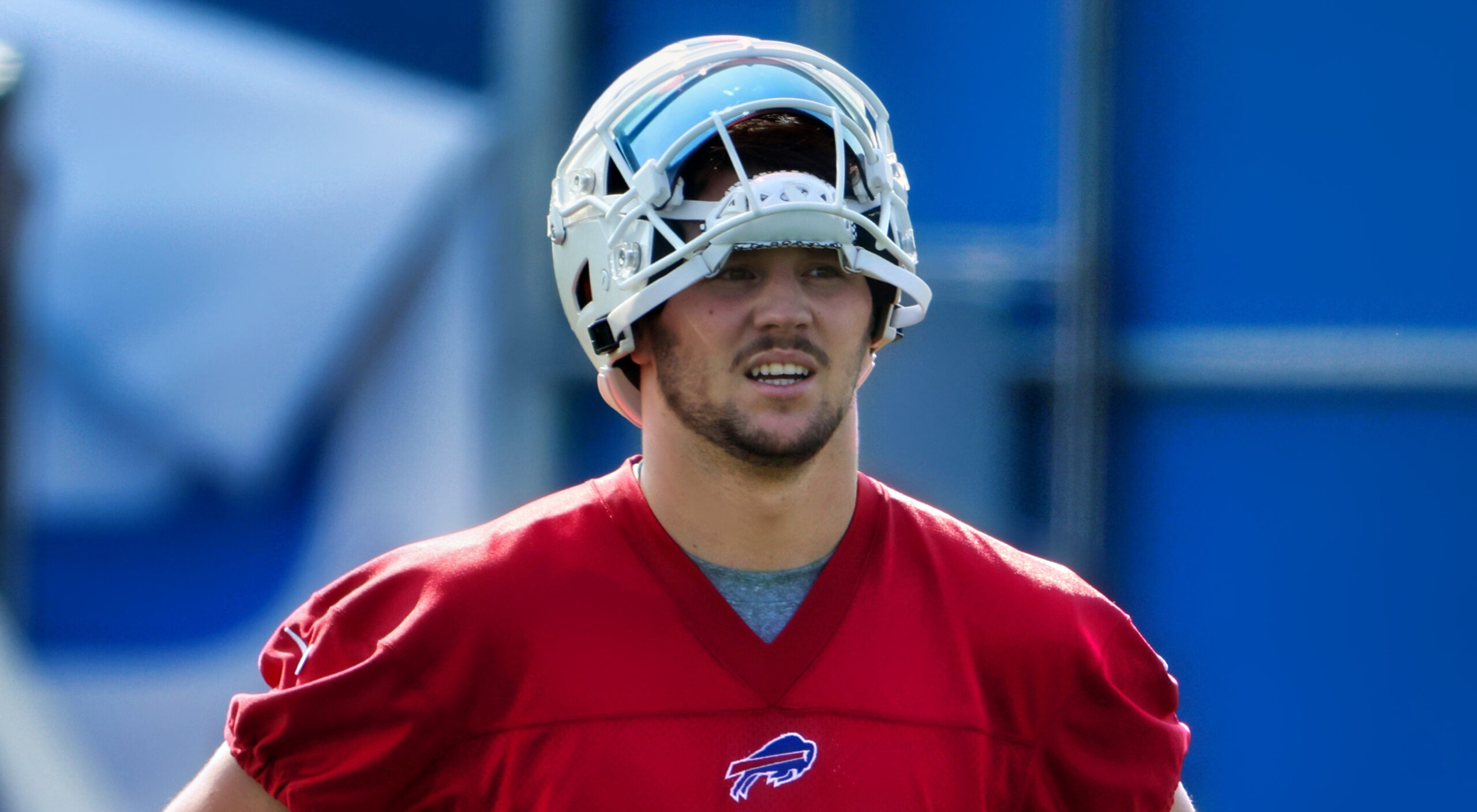 WATCH: Josh Allen tricks Bills fans by wearing red helmet in open practice  